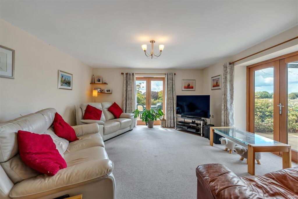 Severn Road, Pilning, BS35 photo 5