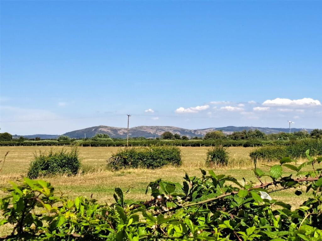 Ash Tree Road, Burnham-on-Sea, TA8 photo 4