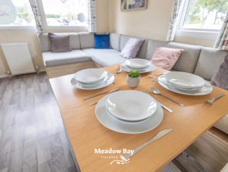 Golden Leas Holiday Park, 2016 Willerby Mistral photo 5