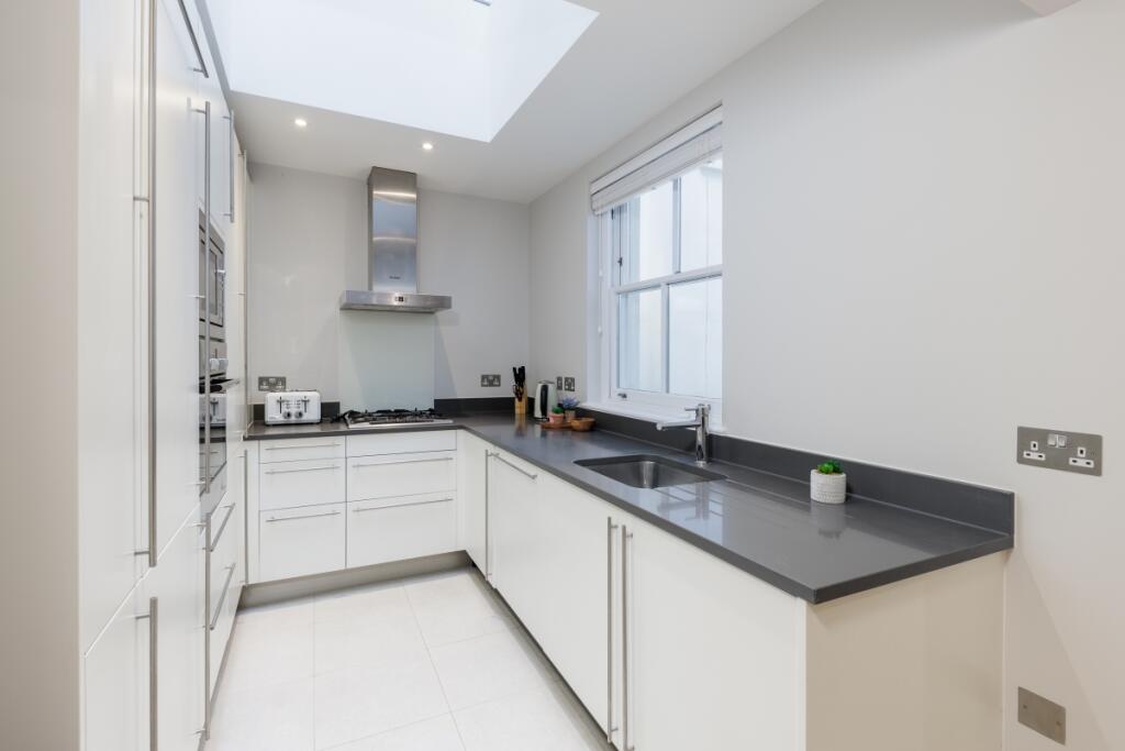 Apartment in London, Marylebone - View 3