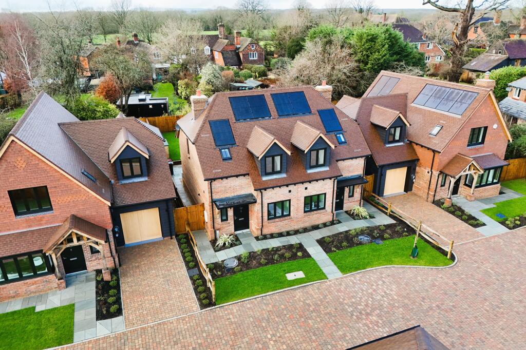Main image of property: Plot 4 Fayre Fields, off Willetts Way, Loxwood, RH14 0WW