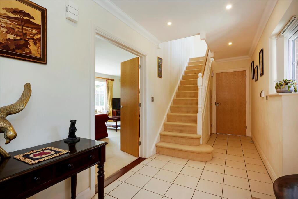 House in Tonbridge - More