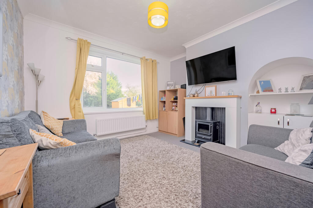 House in Desborough, North Northamptonshire - View 3