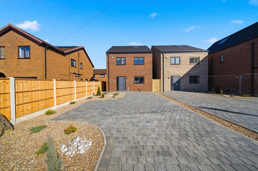 Main image of property: Sunnyside Farm, Thorpe Willoughby, Selby