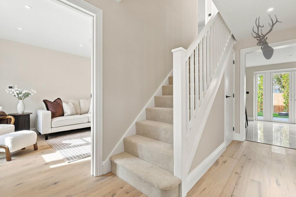 House in Chelmsford - View 5