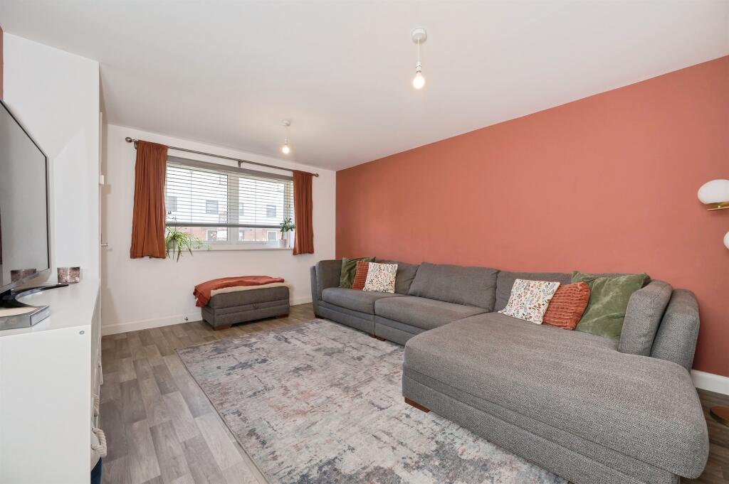 House in Southampton - View 5