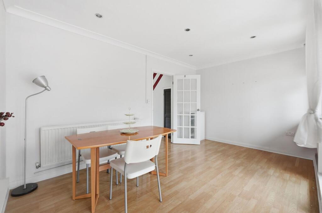 Main image of property: Morant Street, London, E14