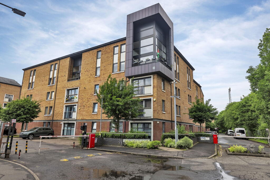 32, Minerva Way, Glasgow photo 4