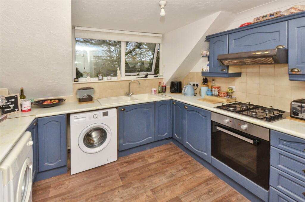 Apartment in West Moors - View 3