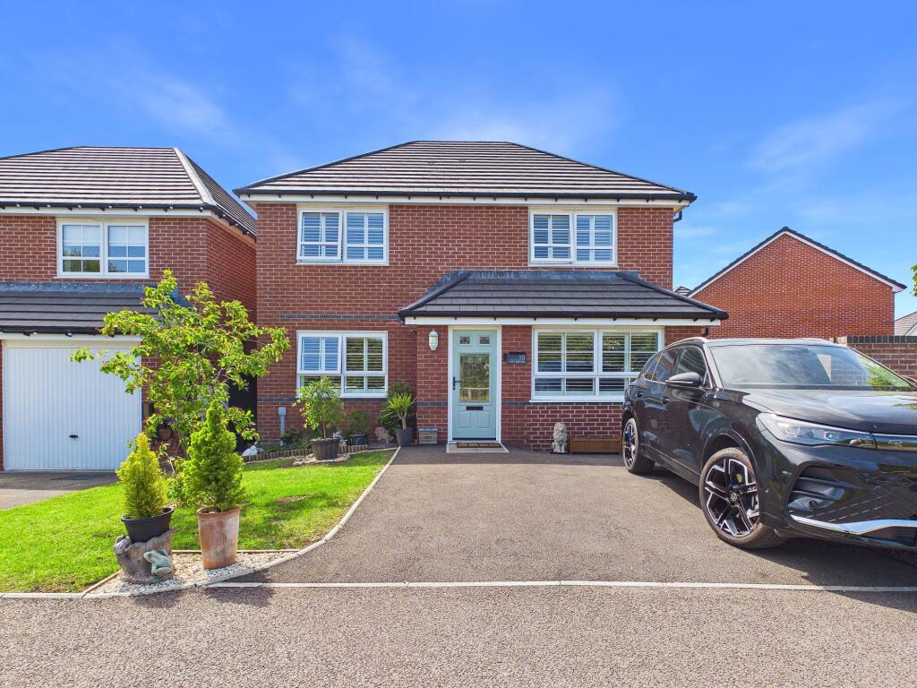 Main image of property: Clos Y Lightning, St Athan, CF62 4HQ