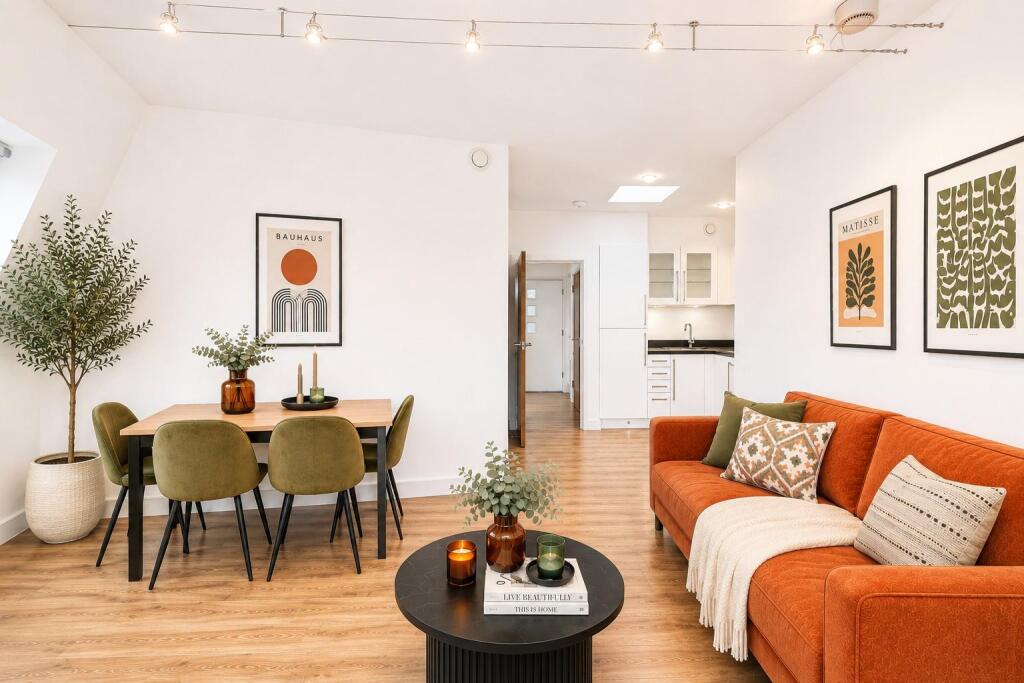 Apartment in London - View 4