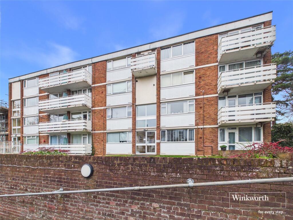 Main image of property: Bath Road, Reading, Berkshire, RG1