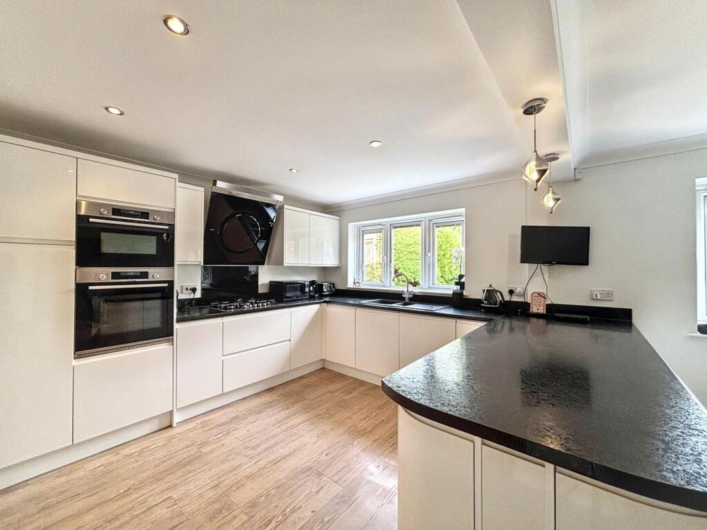 House in Tonbridge - View 5