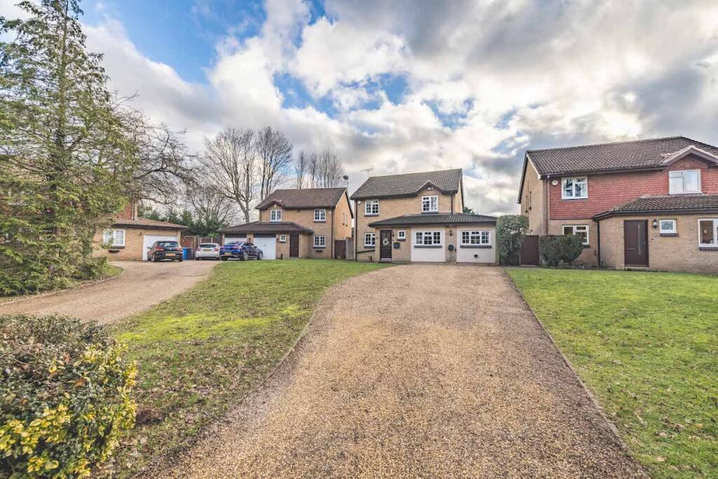 Main image of property: Ruscombe Gardens, Datchet, SL3