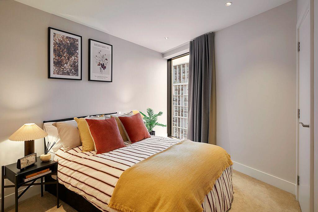 Apartment in London - View 3