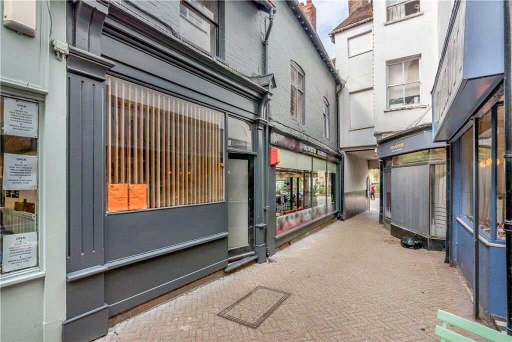 Main image of property: The Arcade, Newbury, Berkshire, RG14