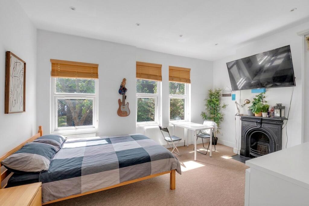 Main image of property: St. Dunstans Road, Hammersmith, London, W6