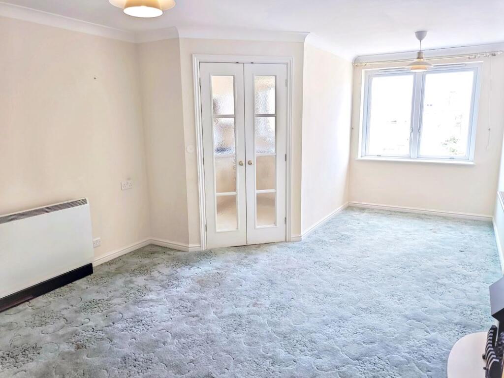 Apartment in Canterbury - More