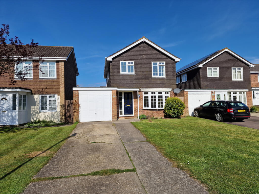 4-bed detached on Samber Close, Lymington, Hampshire, SO41, £495,000