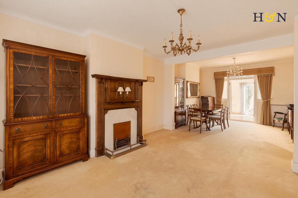 Berriedale Avenue, Hove photo 2