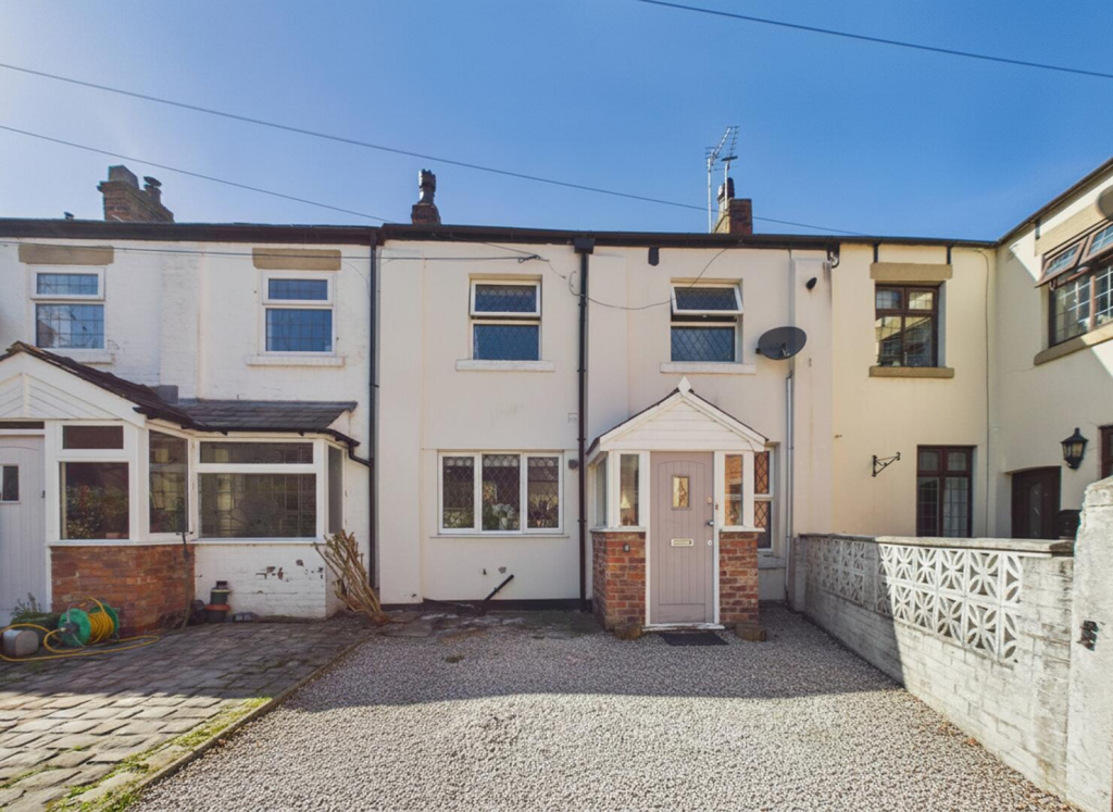 2-bed house on Rosefold Cottages, Stricklands Lane, Penwortham, Preston, £210,000