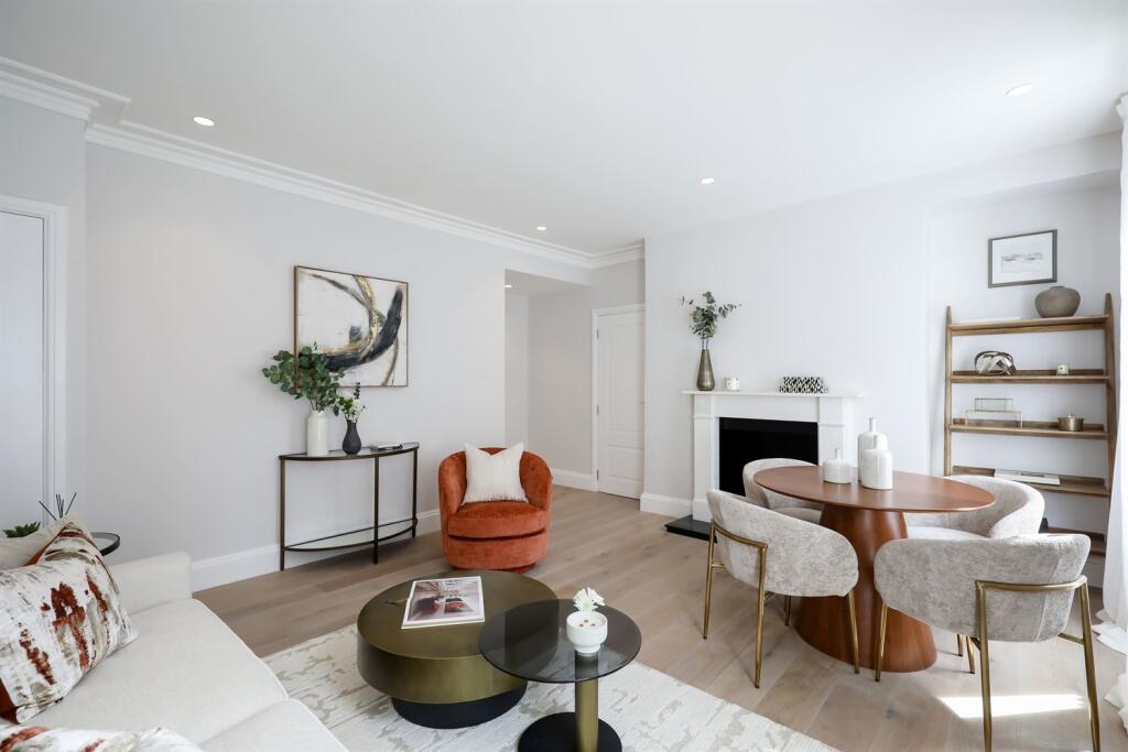 Apartment in London, City of Westminster - View 2