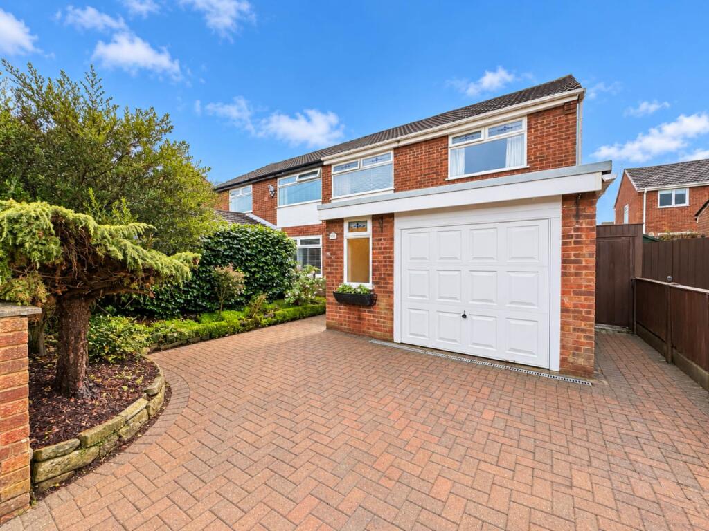 Main image of property: Peebles Ave, St Helens