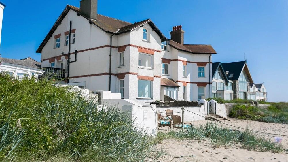 Main image of property: Bro Dawel, High Street, Rhosneigr, Isle Of Anglesey