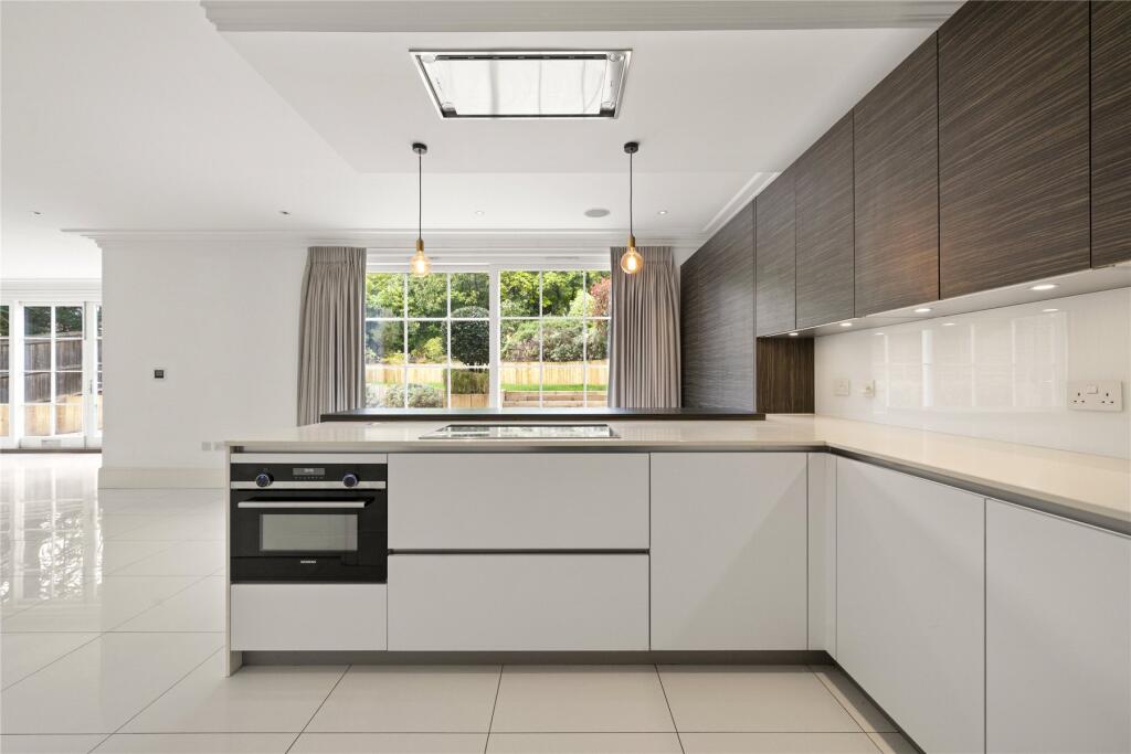 Sandy Lane, Cobham, Surrey, KT11 – pohled 6