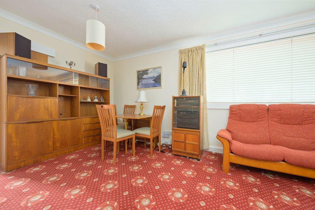 House in Dunfermline, Fife - View 2