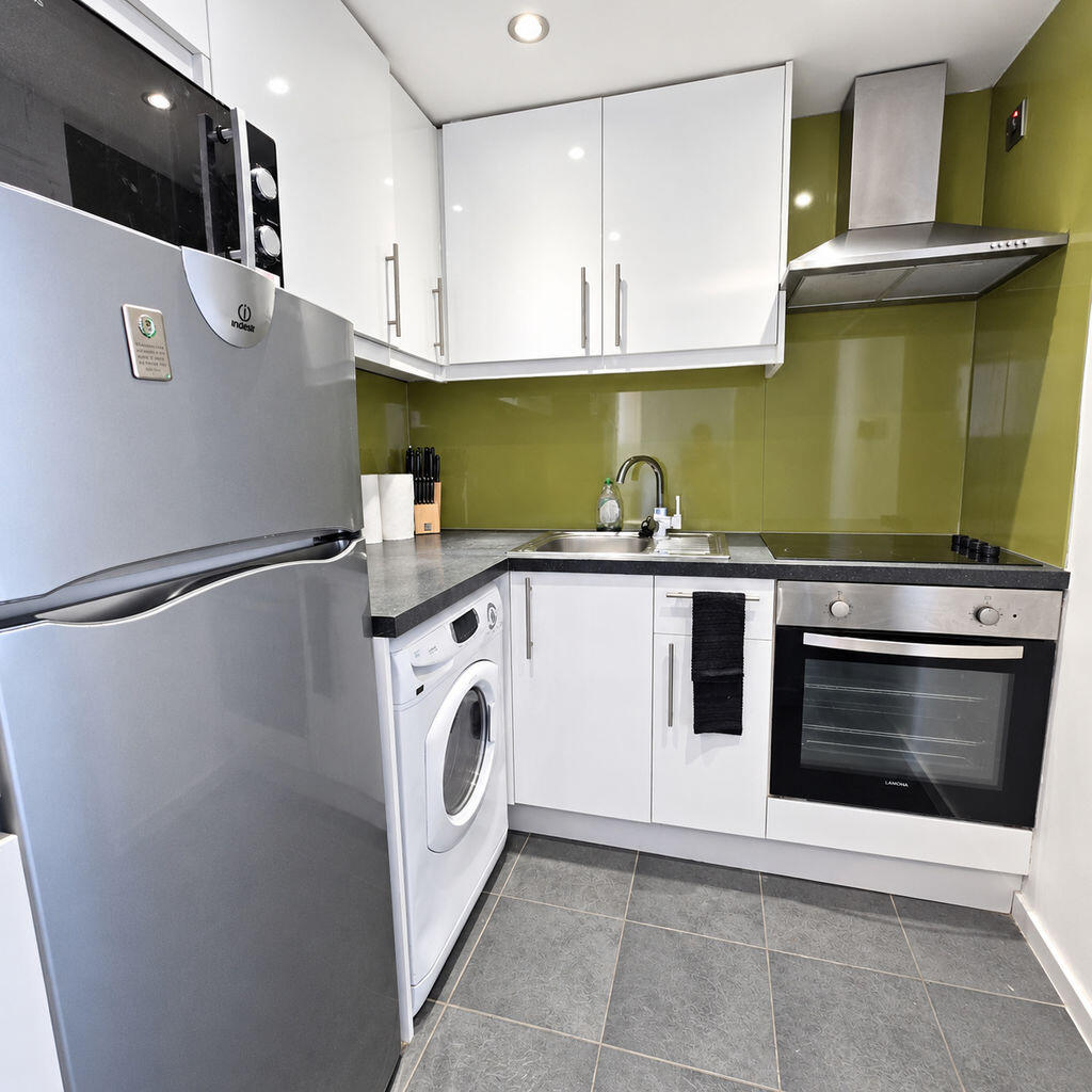 Apartment in Glasgow - View 5