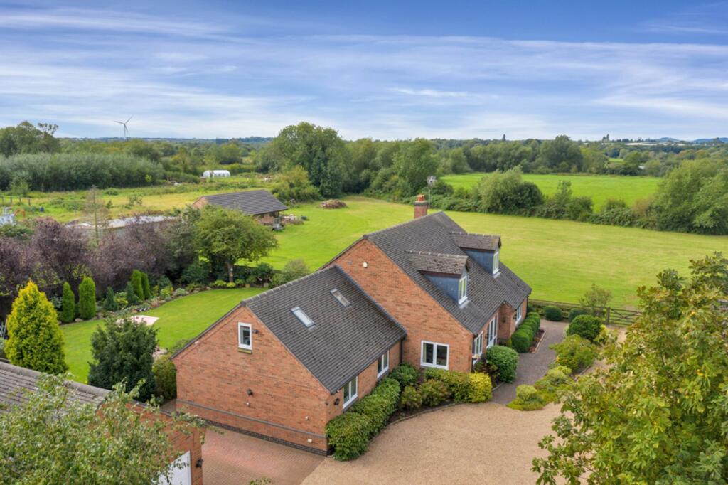 5-bed detached on Cossington Road, Sileby, LE12, £950,000