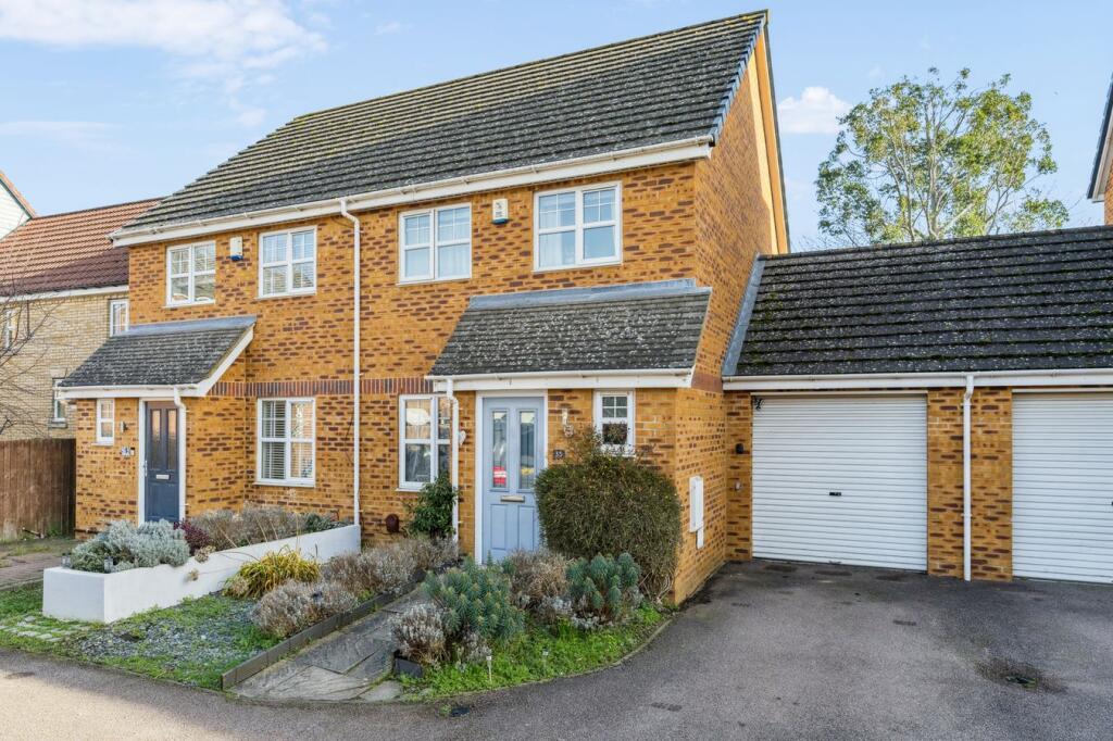 3-bed semi-detached on Signal Close, Henlow, SG16, £375,000