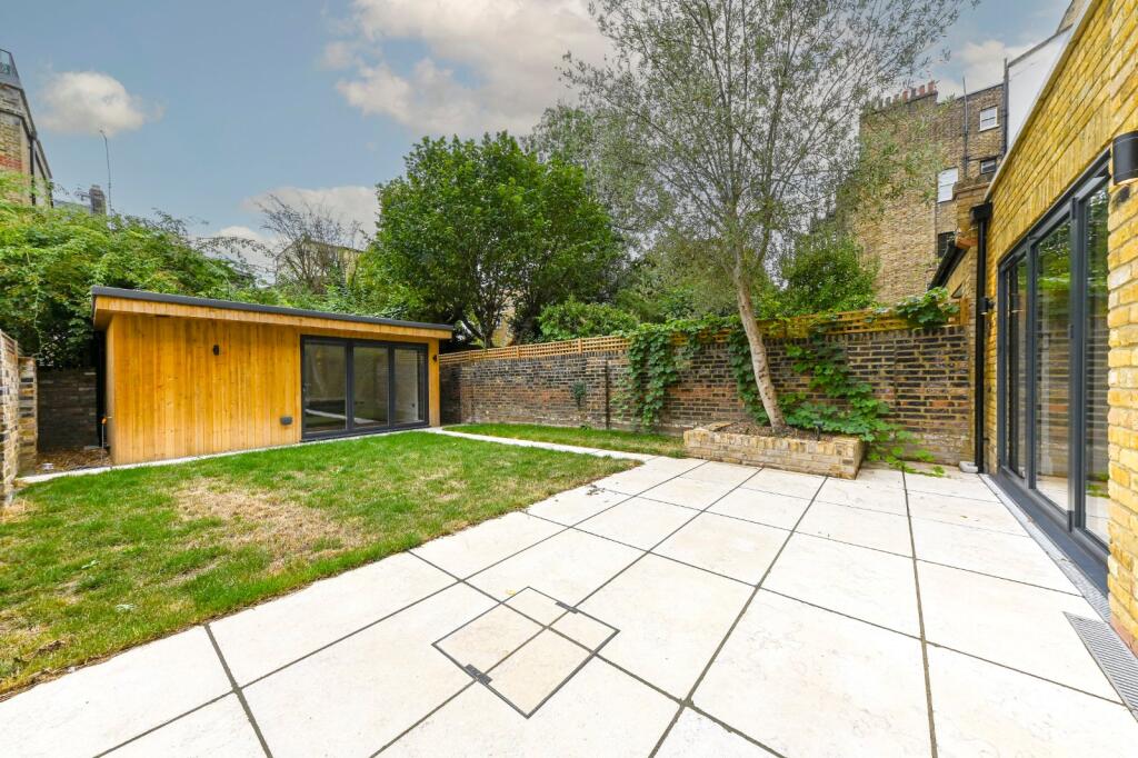 Property photo 11