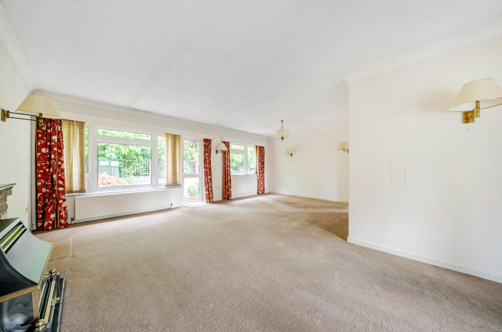 House in Bromley - View 4