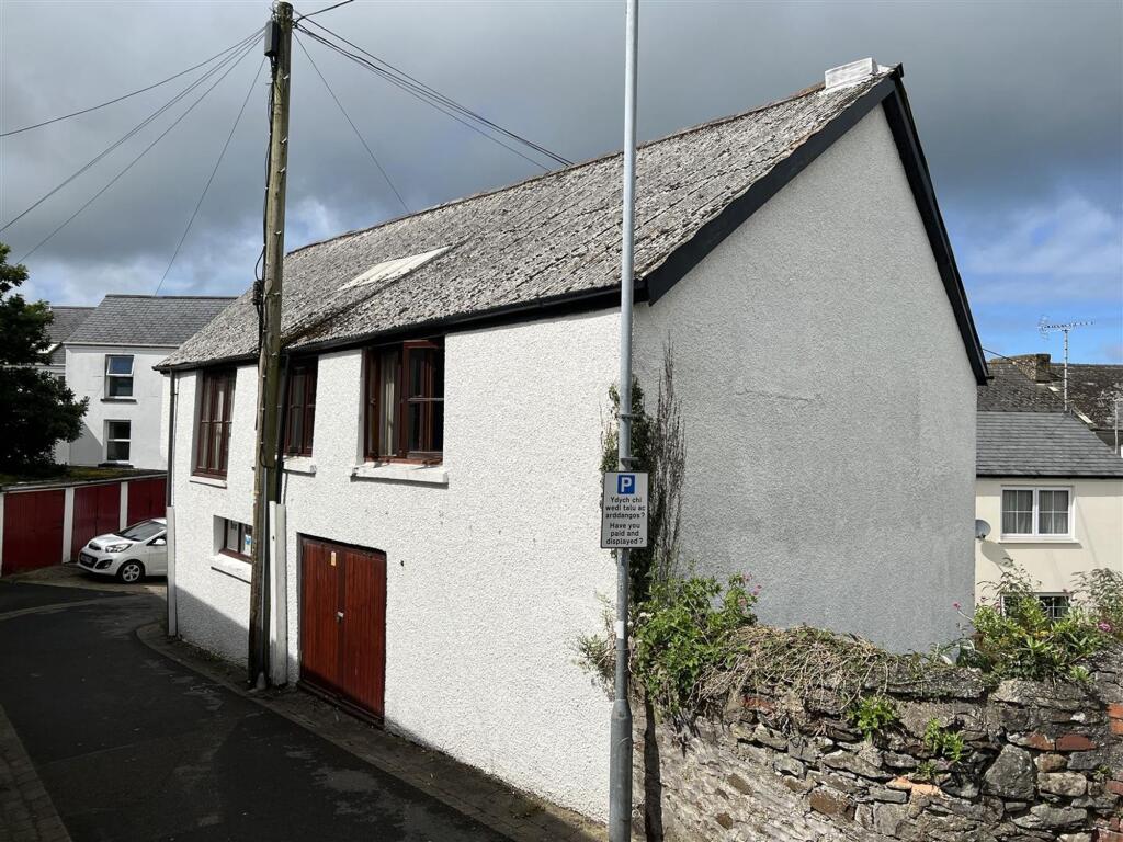 Parc Y Shwt, Fishguard, SA65 photo 2