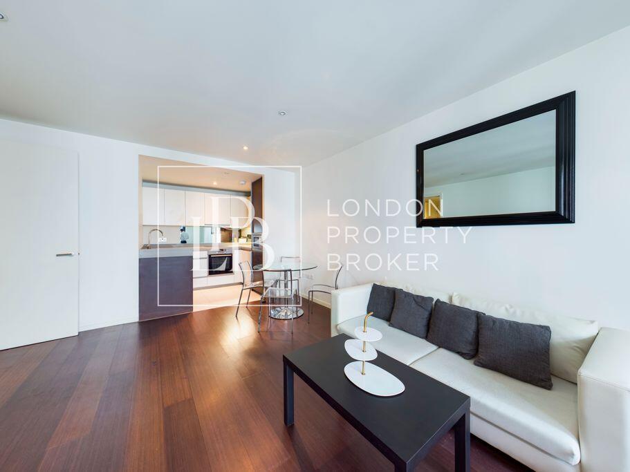 Apartment in London - View 2
