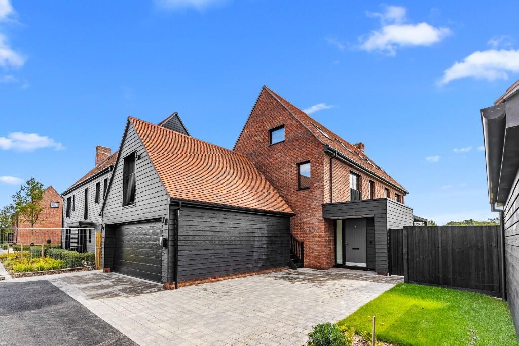 Main image of property: Alfold Gardens,
Alfold,
Cranleigh,
GU6 8BG