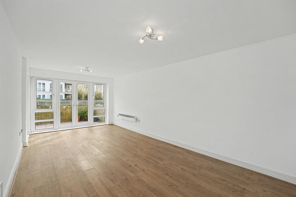 Apartment in London, Lockes Wharf, Isle of Dogs - View 4