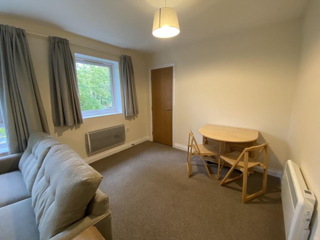 Apartment in Walsall, Coal Pool - View 4