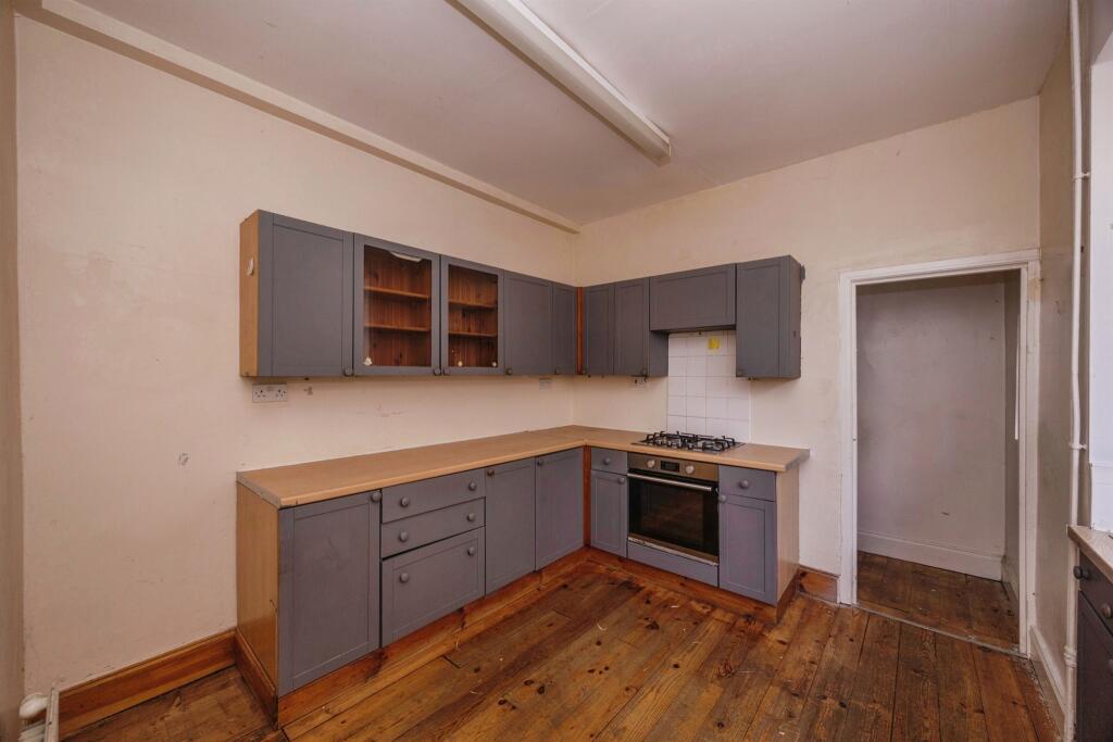 House in Portsmouth - View 5