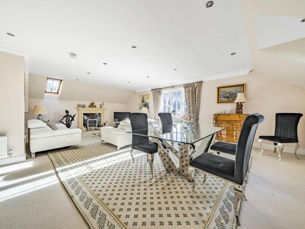 Additional image 5 of 'The Courtyard' Cucumber Lane, Essendon, AL9