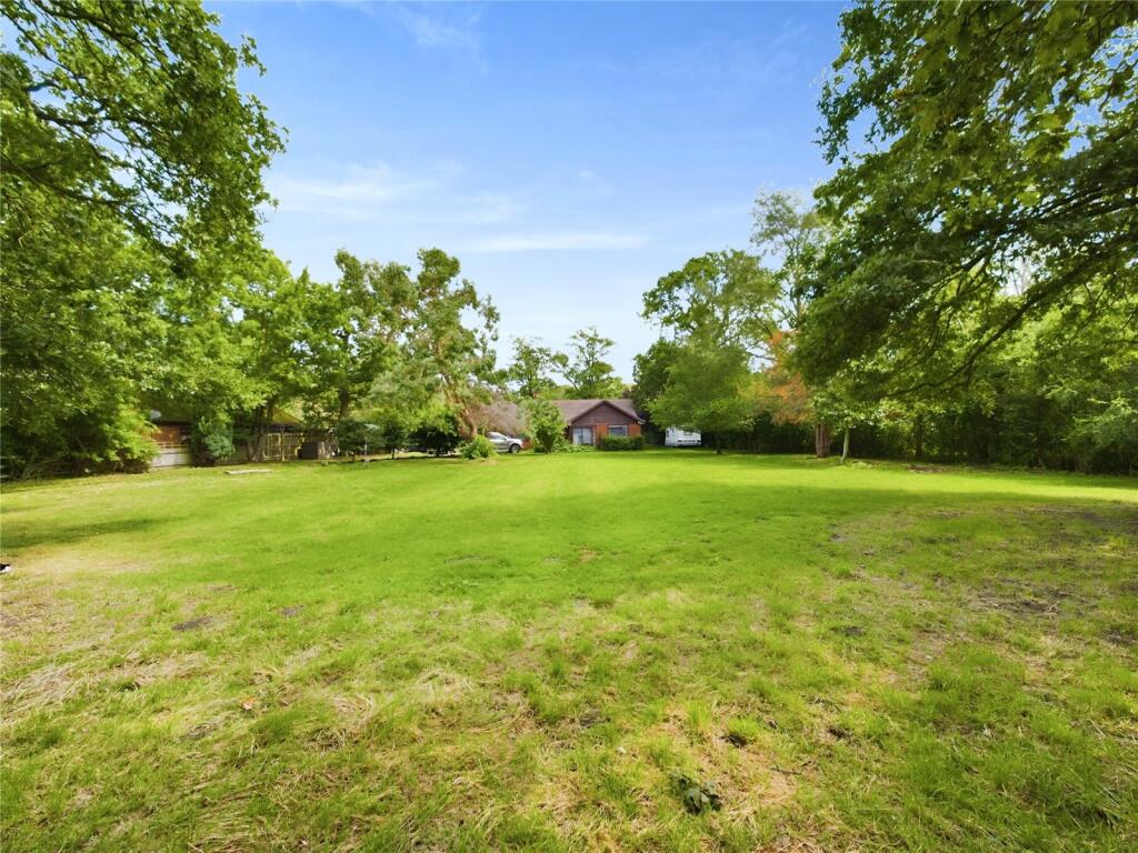 Dunt Lane, Hurst, Reading, Berkshire, RG10 photo 2