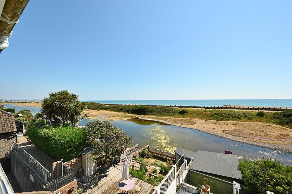 Main image of property: The Plovers, 114-116 Brighton Road, Lancing, West Sussex, BN15