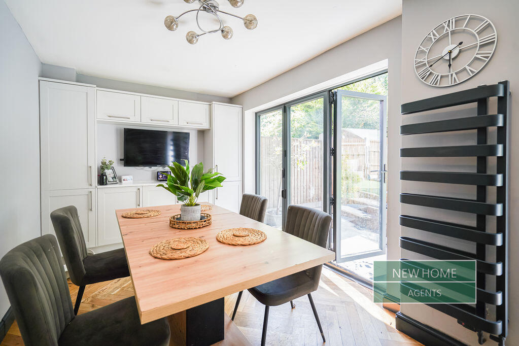 House in Ashfield, Hucknall - More