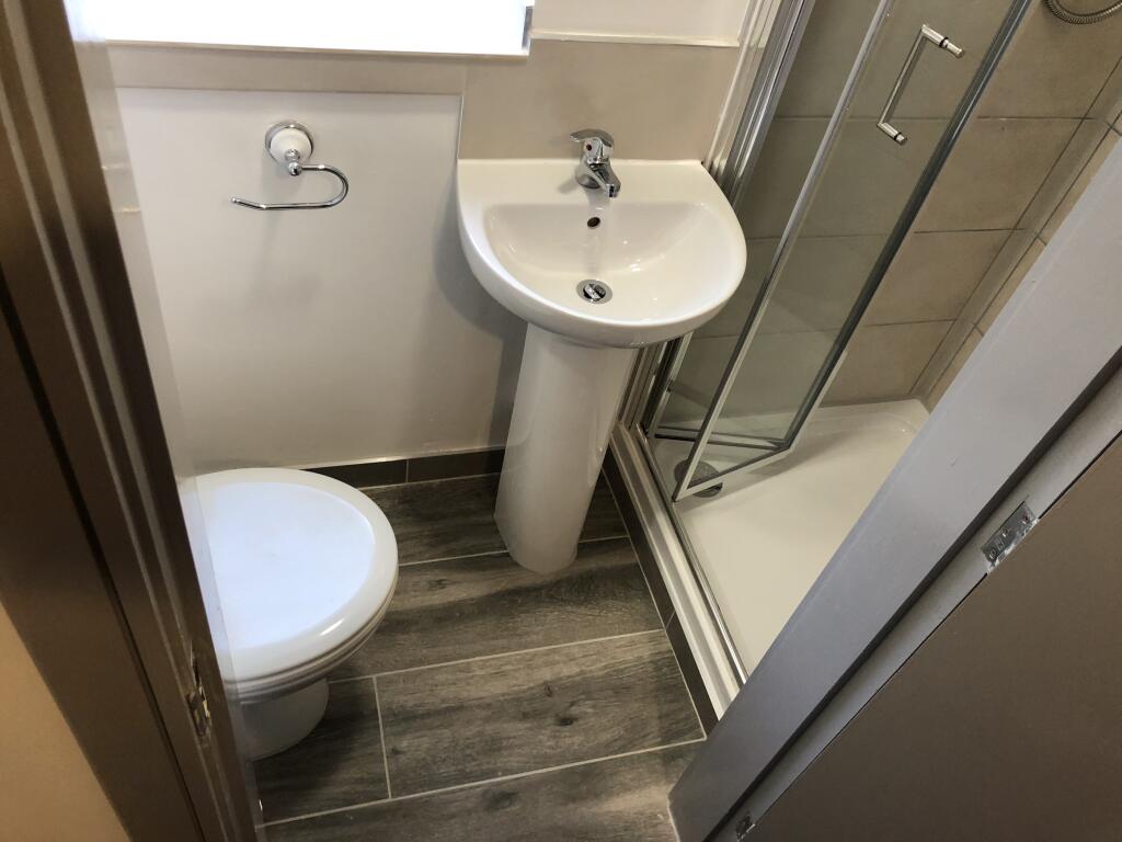 House in Birmingham, West Midlands - View 3