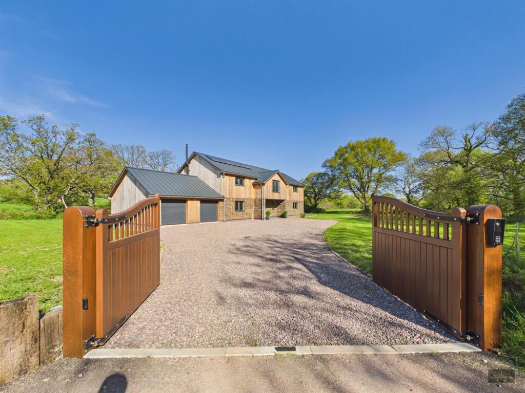 Main image of property: Plymtree