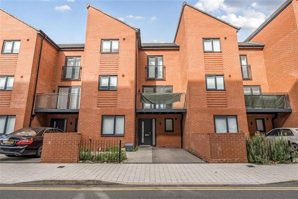 Main image of property: 3 bedroom Terraced House in All Saints Road, Leicester
