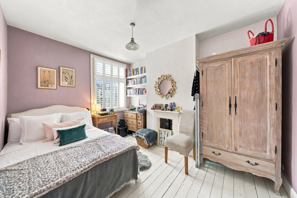 House in London - View 5