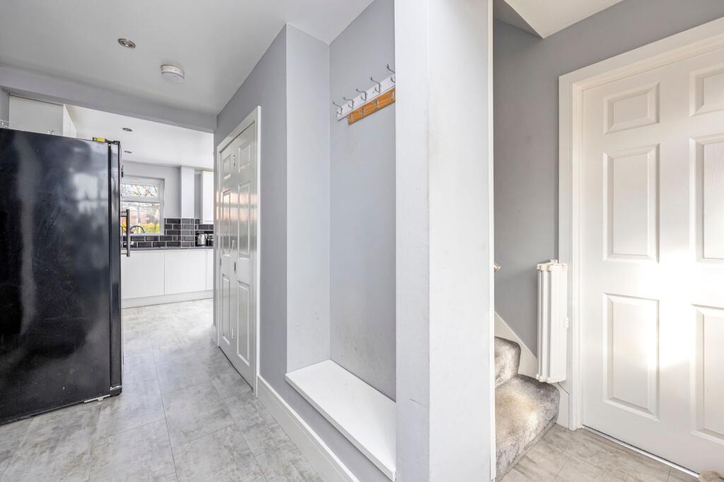 House in Crawley, Gossops Green - View 5
